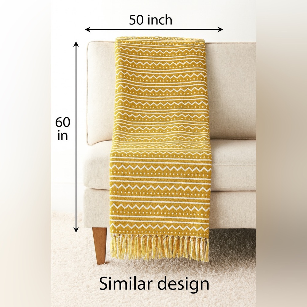 Urban86 Geometric‎ Pattern Throw - Gold and Cream